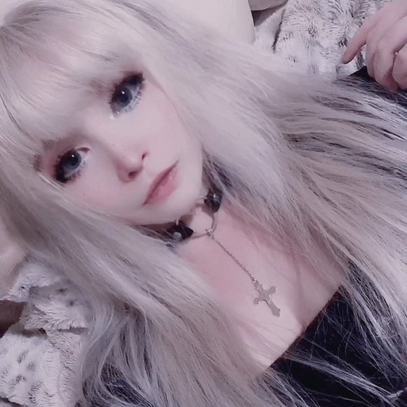 Meet your Posher, Ryn - Picture 1 of 1